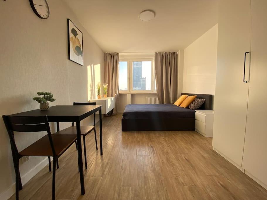 New Apartment With Magnificent View Варшава Экстерьер фото