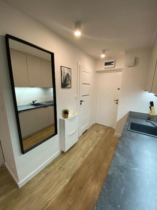 New Apartment With Magnificent View Варшава Экстерьер фото